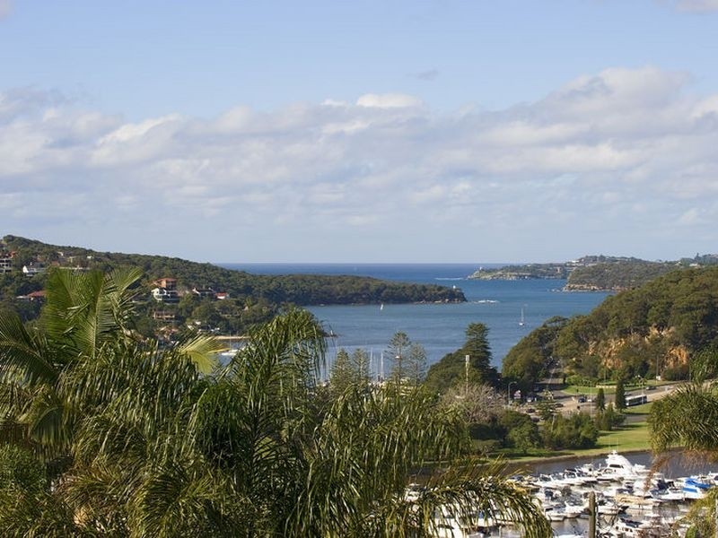27 Edgecliffe Esplanade, Seaforth NSW 2092