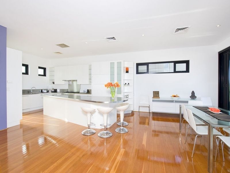 27 Edgecliffe Esplanade, Seaforth NSW 2092