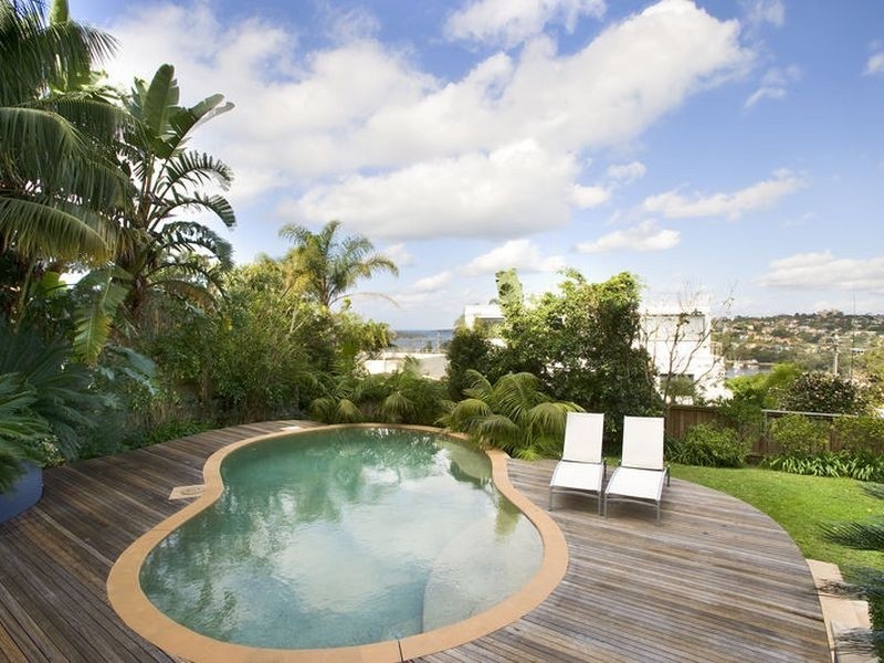 27 Edgecliffe Esplanade, Seaforth NSW 2092