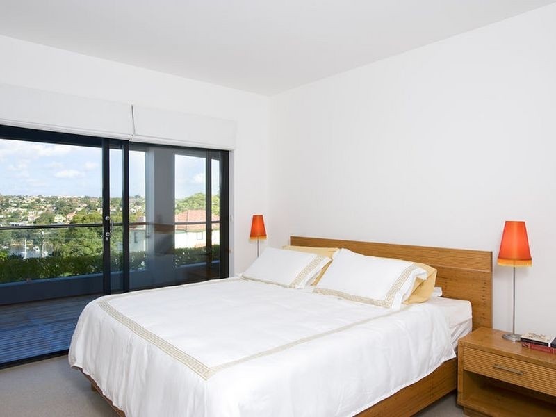 27 Edgecliffe Esplanade, Seaforth NSW 2092