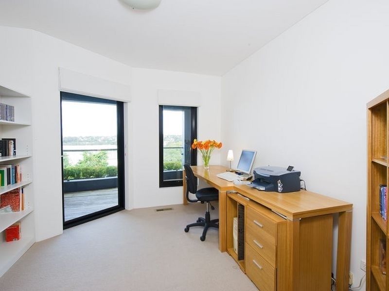 27 Edgecliffe Esplanade, Seaforth NSW 2092