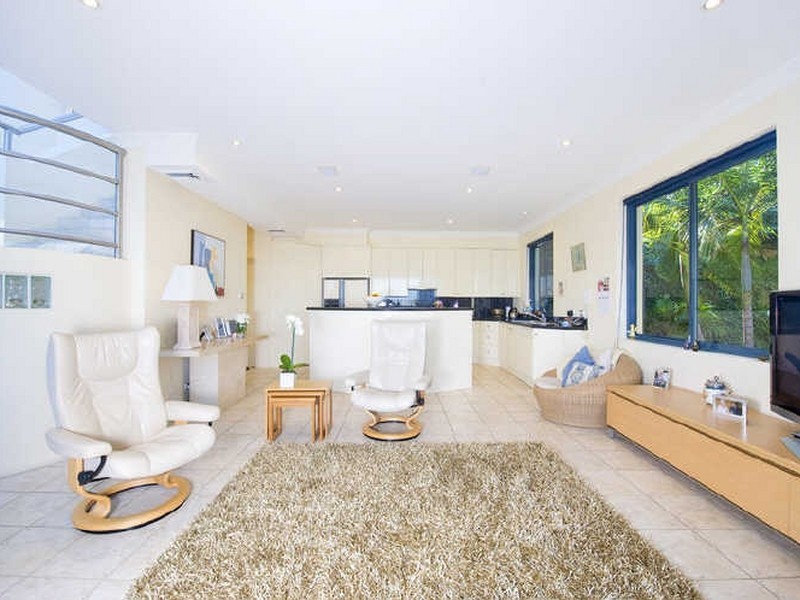 1B Edgecliffe Esplanade, Seaforth NSW 2092