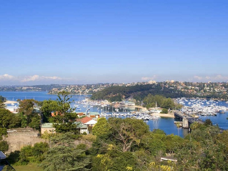 1B Edgecliffe Esplanade, Seaforth NSW 2092
