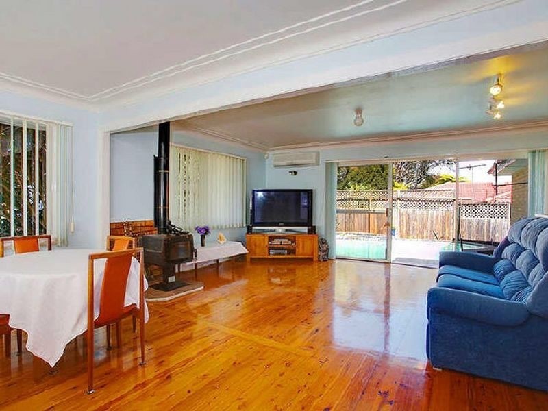 28 Hakea Avenue, Belrose NSW 2085