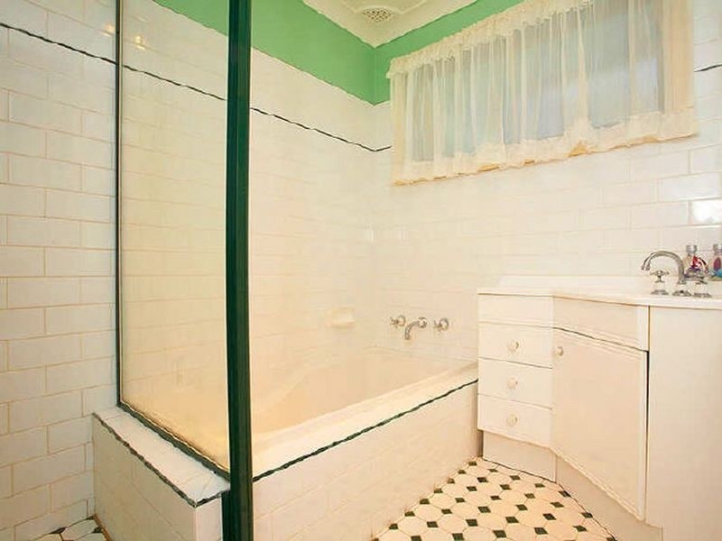 28 Hakea Avenue, Belrose NSW 2085