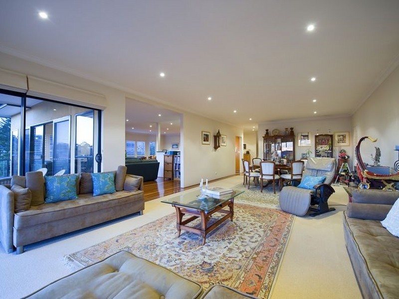 37 Gordon Street, Clontarf NSW 2093