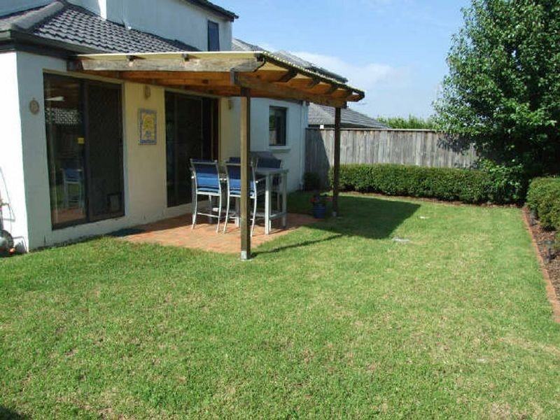 2/11 Niven Place, Belrose NSW 2085