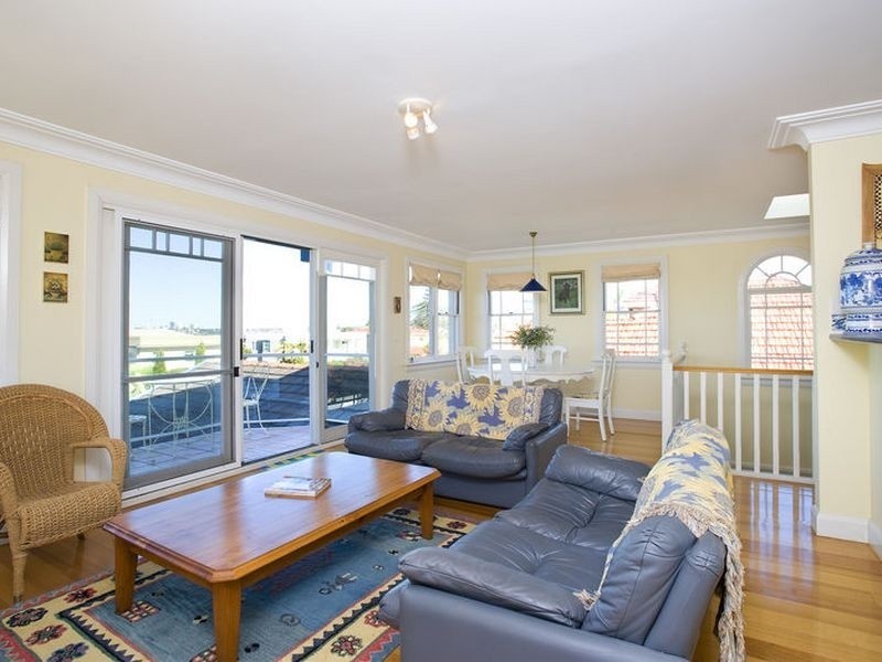 7 Ponsonby Parade, Seaforth NSW 2092