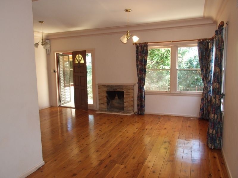 7 Kirkwood Street, Seaforth NSW 2092