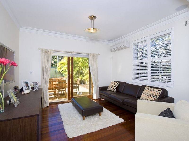 14 Monash Crescent, Clontarf NSW 2093
