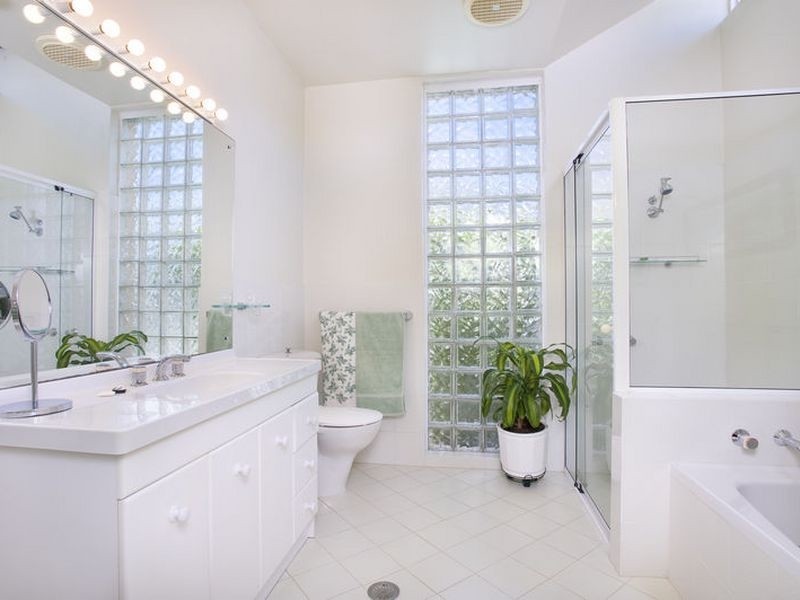 8 Avona Crescent, Seaforth NSW 2092