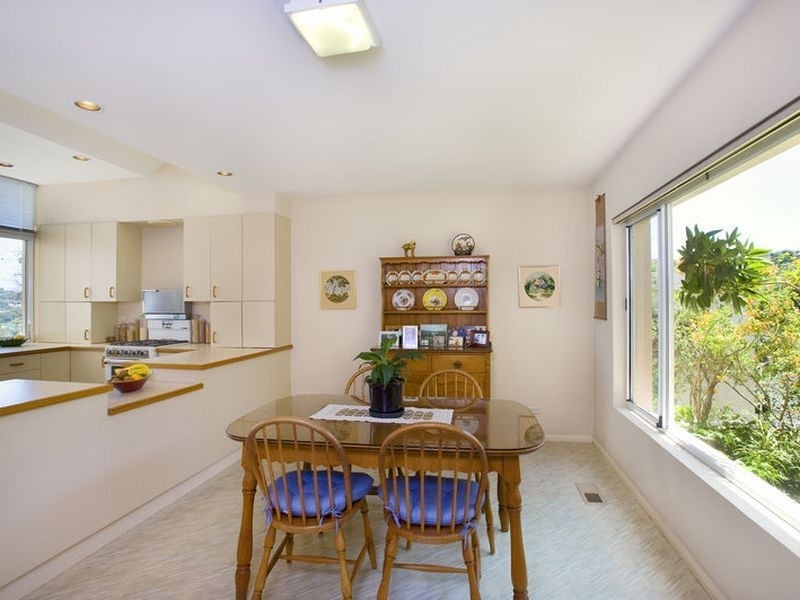 8 Avona Crescent, Seaforth NSW 2092