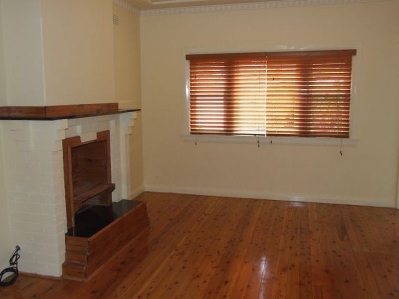 6 Frenchs Forest Road, Seaforth NSW 2092