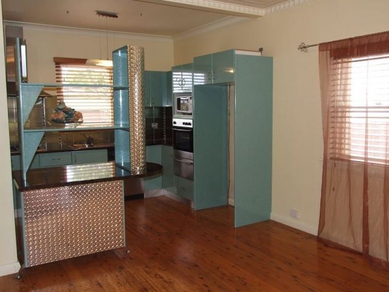 6 Frenchs Forest Road, Seaforth NSW 2092