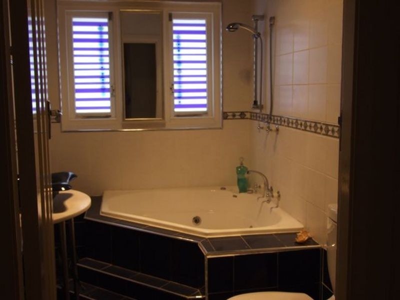 6 Frenchs Forest Road, Seaforth NSW 2092