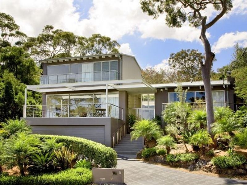 8 Bligh Crescent, Seaforth NSW 2092