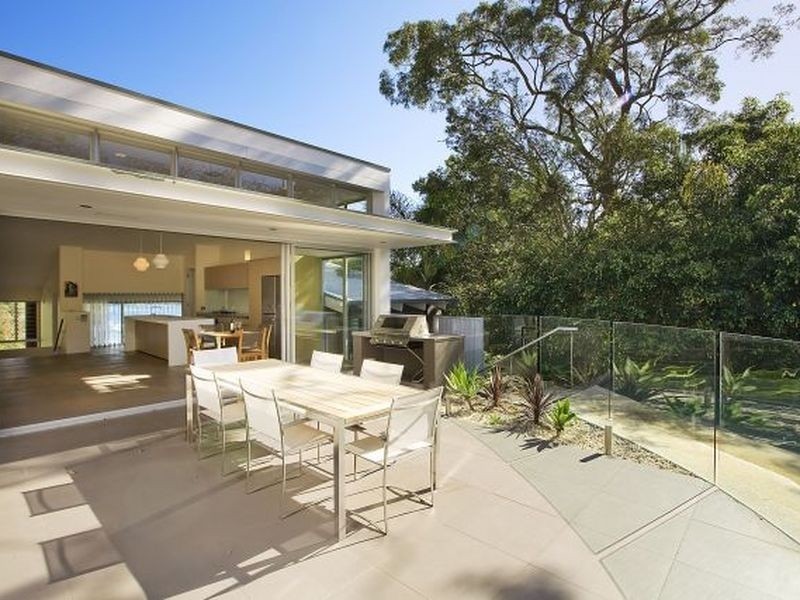 8 Bligh Crescent, Seaforth NSW 2092