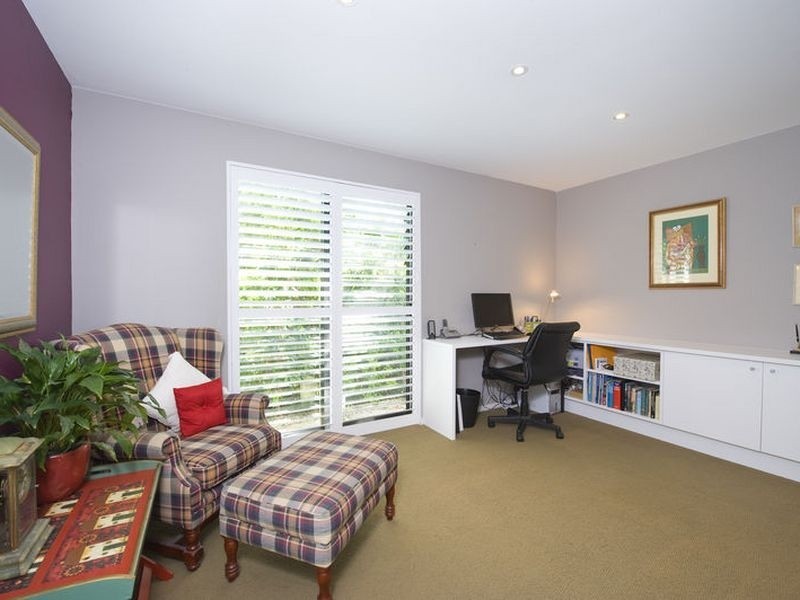 68a Ponsonby Parade, Seaforth NSW 2092