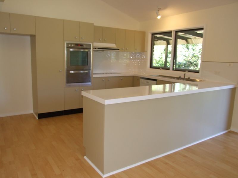 22 Halloran Avenue, Davidson NSW 2085