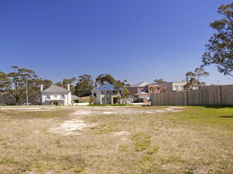 4 Wakehurst Parkway, Seaforth NSW 2092