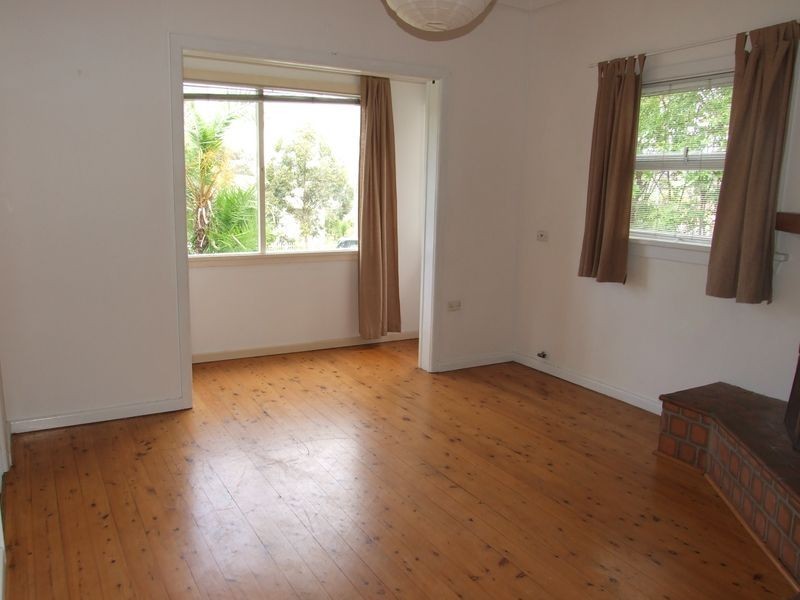 4 Shackel Ave, Brookvale NSW 2100