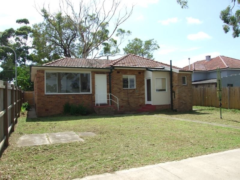 8 Wakehurst Parkway, Seaforth NSW 2092