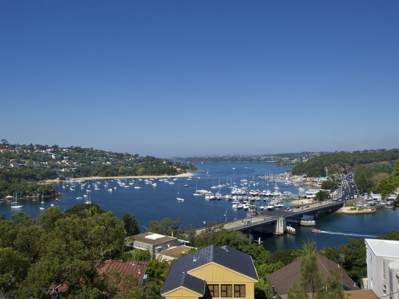 7 Edgecliffe Esplanade, Seaforth NSW 2092