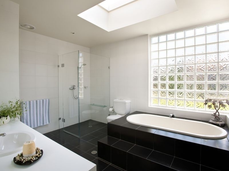 25 Edgecliffe Esplanade, Seaforth NSW 2092