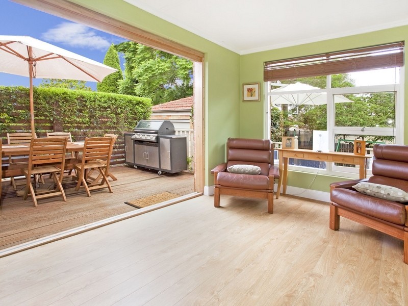 10 Frenchs Forest Road, Seaforth NSW 2092