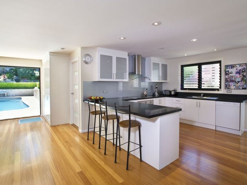 16 Jenner Street, Seaforth NSW 2092