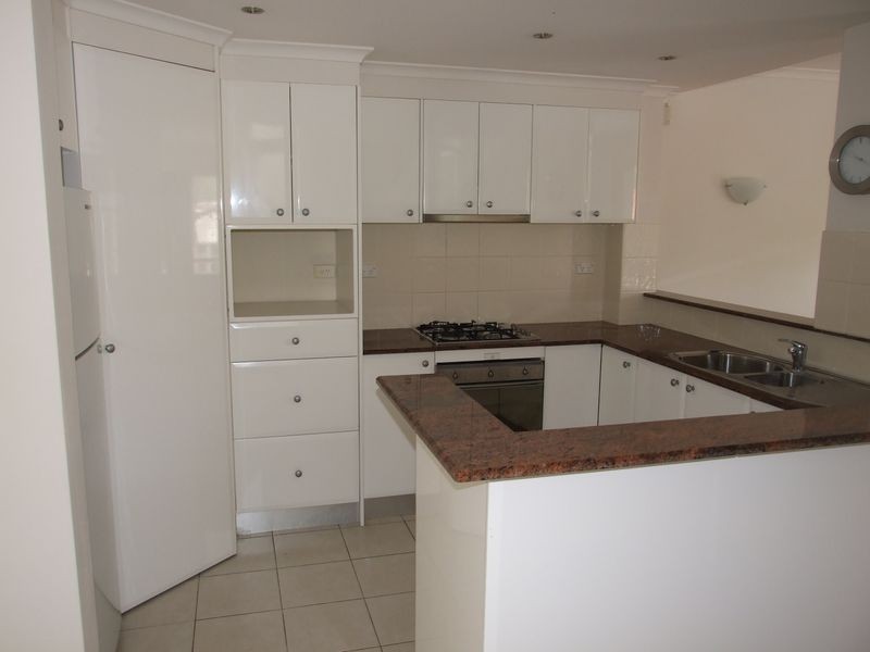 2/38 Kirkwood Street, Seaforth NSW 2092