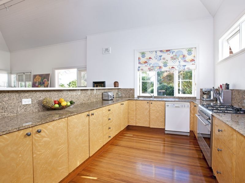 1 Panorama Parade, Seaforth NSW 2092