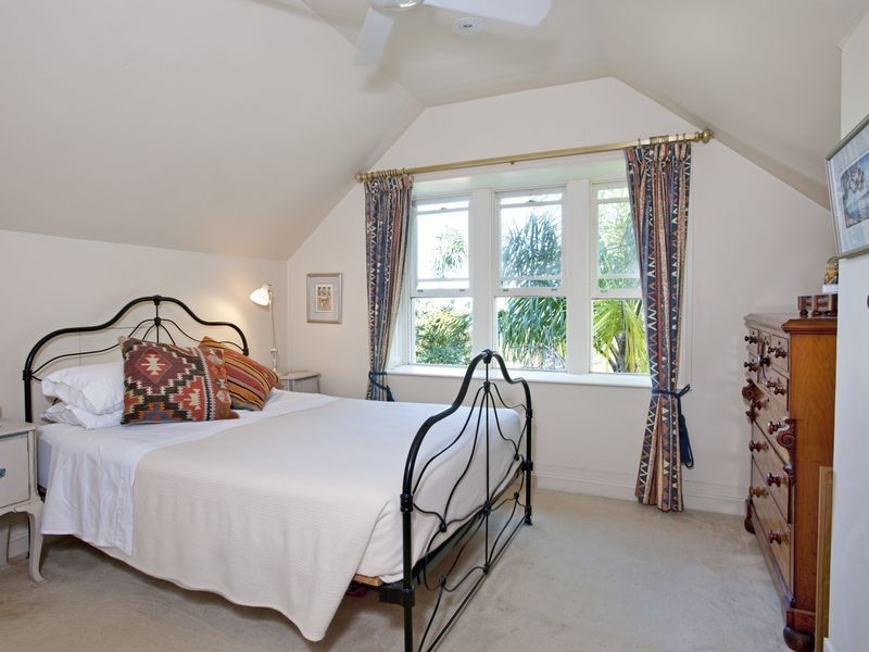 1 Panorama Parade, Seaforth NSW 2092