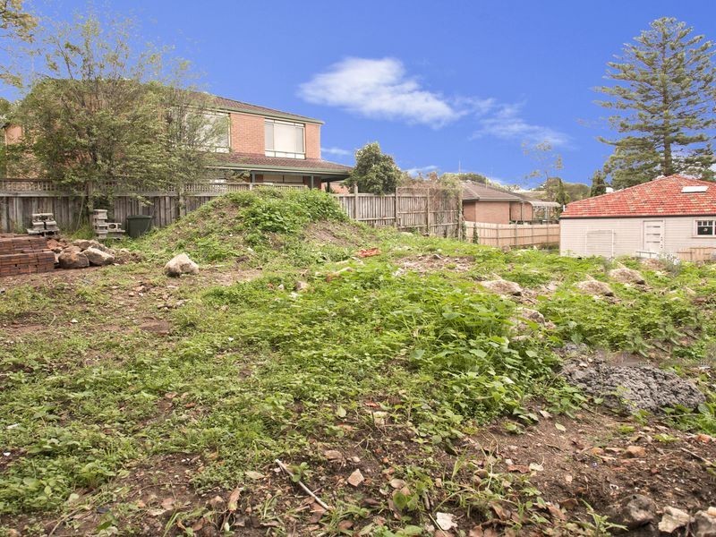 82 – 84 Macmillian Street, Seaforth NSW 2092