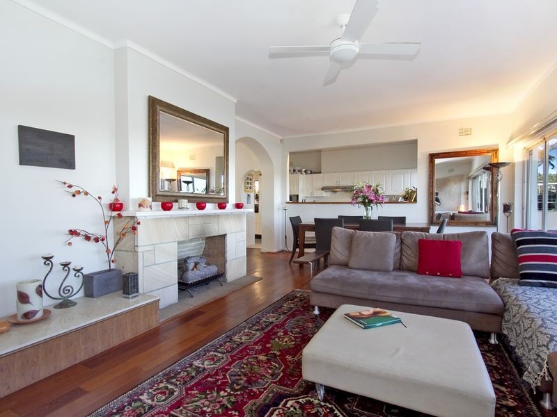 9 Avona Crescent, Seaforth NSW 2092