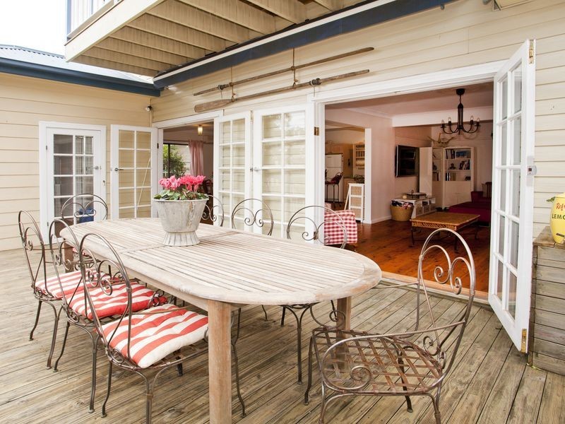 11 Judith Street, Seaforth NSW 2092