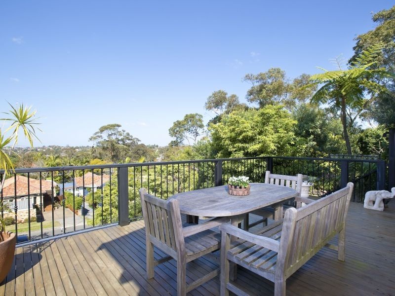 8 Waterview Street, Seaforth NSW 2092