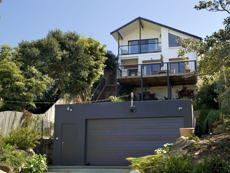 8 Waterview Street, Seaforth NSW 2092