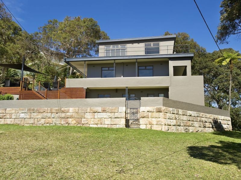 21 Peronne Avenue, Clontarf NSW 2093