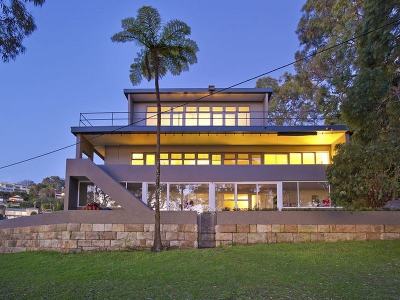 21 Peronne Avenue, Clontarf NSW 2093