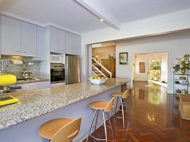 71 Lauderdale Avenue, Fairlight NSW 2094