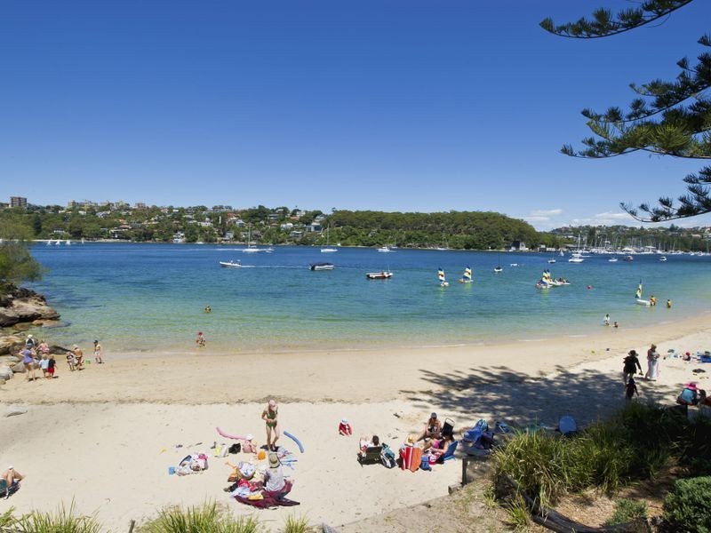 1a Monash Crescent, Clontarf NSW 2093