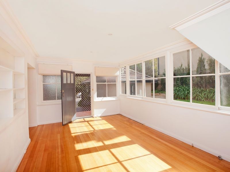 6 Lauderdale Avenue, Fairlight NSW 2094