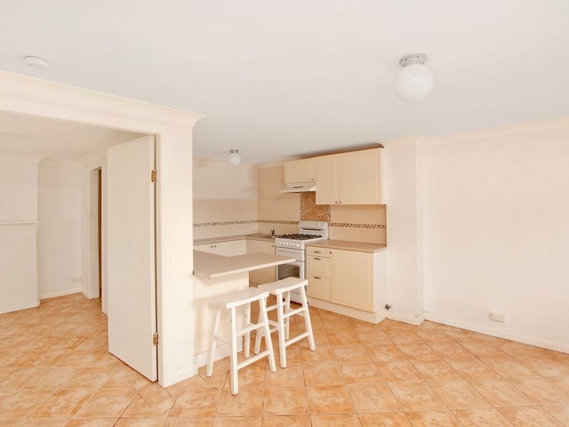 6 Lauderdale Avenue, Fairlight NSW 2094