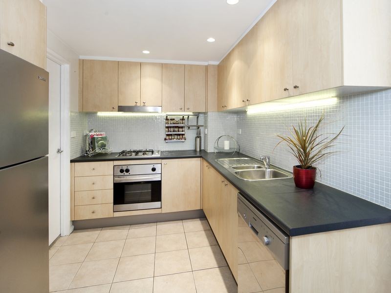 21/1-3 Sturdee Parade, Dee Why NSW 2099