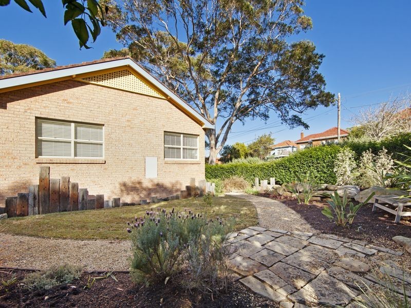 75 Peacock Street, Seaforth NSW 2092