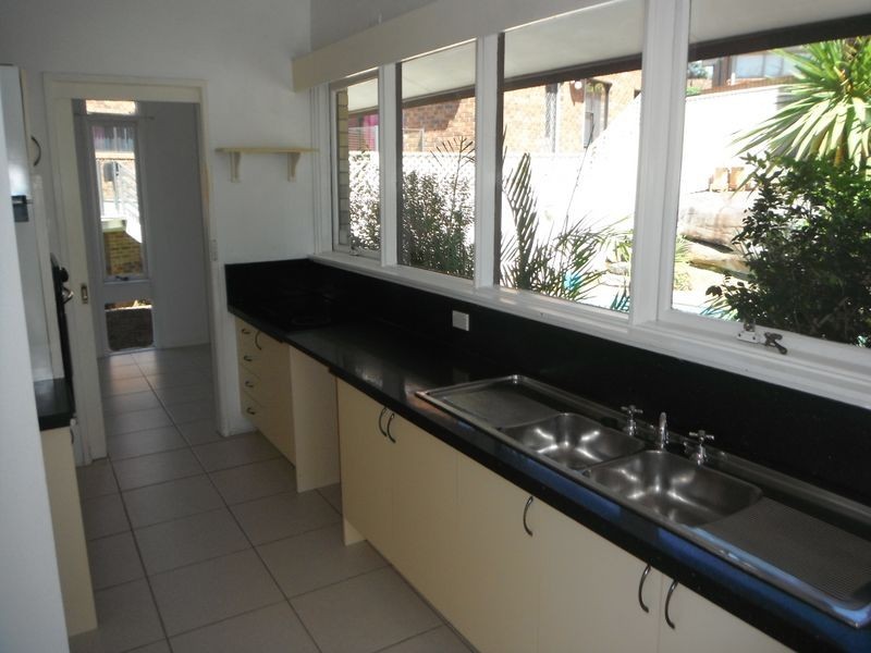 18 Marshall Crescent, Beacon Hill NSW 2100