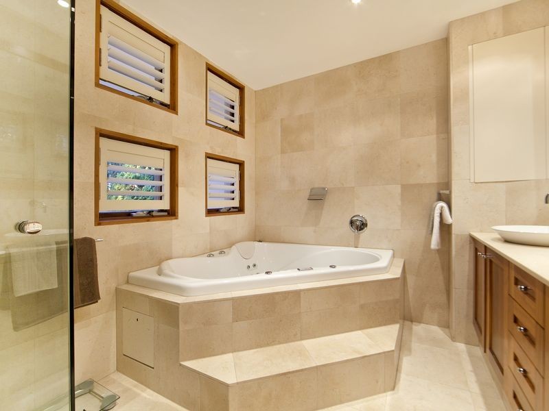 16 Barrabooka Street, Clontarf NSW 2093