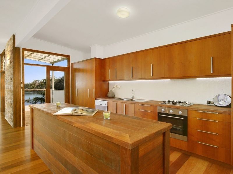 18 Bligh Crescent, Seaforth NSW 2092