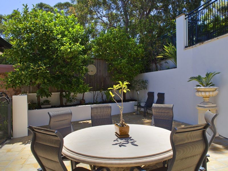18 Cutler Road, Clontarf NSW 2093